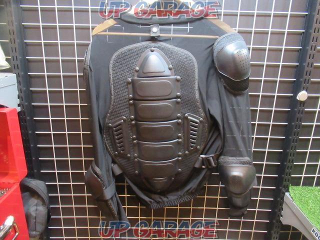 ROUGH&ROAD body protector
Size L-02