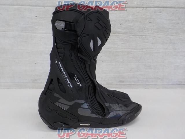 TCX
Racing boots
RT-Race
PRO
AIR
Size: EU
42 / USA
8.5-05