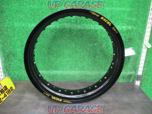 EXCEL
Aluminum rim
17 × 3.5
Compatible with: D Tracker and others-09