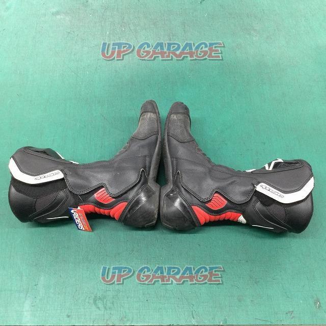 AlpinestarsSMX-6
V2
Racing boots
Size: 25.5cm-09