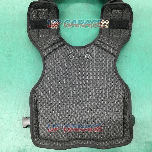 KOMINE body protector
Before and after-08
