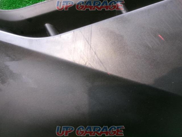 CBR650R (removed from 23 year model) HONDA genuine
Side cover right
64211-MKN-D100/64232-MKN-D100 stamped-09