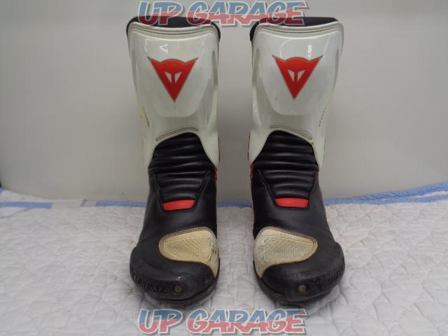 DAINESE (Dainese)
NEXUS
Racing boots
Black / White
40 size (equivalent to 26.5cm)-02