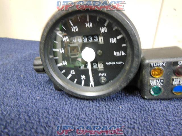HONDA genuine
Speedometer
Removal of NSR 250 R (MC 18)-05