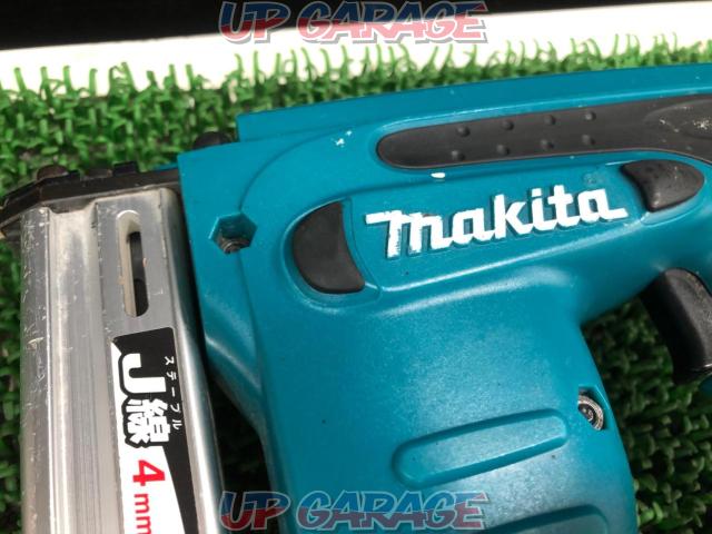 マキタ makita 充電式タッカー  ST420D 本体のみ-02