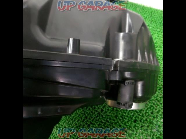 KAWASAKI
Genuine air cleaner box ZX-10R/race base (removed from ’18 car)-07