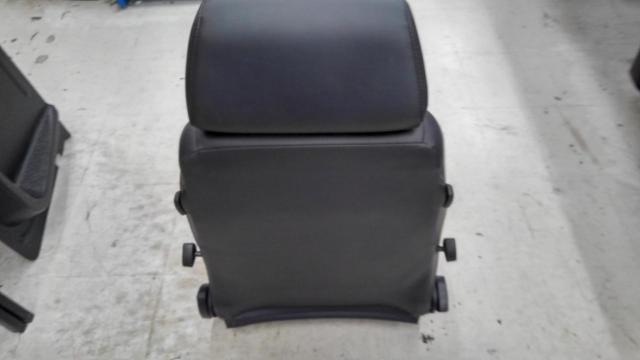 RECARO (Recaro) LT-M
Reclining seat
kenny
works fake leather reupholstery specification-06