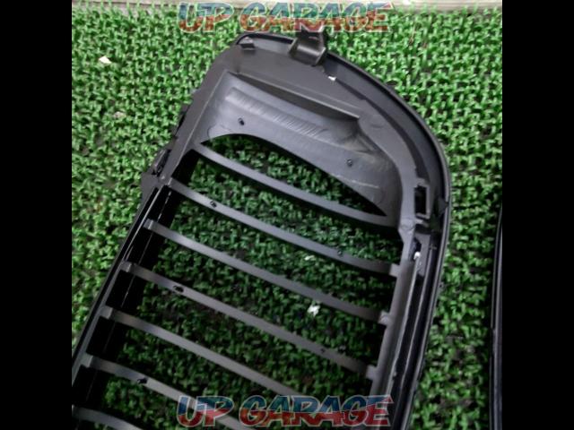 Unknown Manufacturer
Kidney grill
[BMW
3 Series/E92･(late model)-06