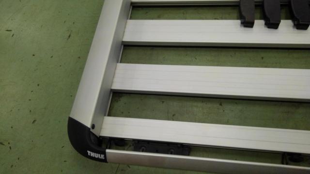 THULE TH820
Expedition
Aluminum roof rack-05