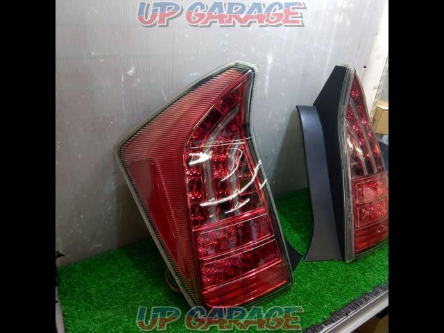 Manufacturer unknown Toyota/Prius 30 series
Full LED
tail lamp
Clear lens / inner red-02