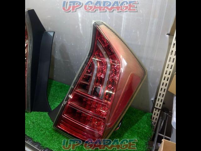 Manufacturer unknown Toyota/Prius 30 series
Full LED
tail lamp
Clear lens / inner red-04