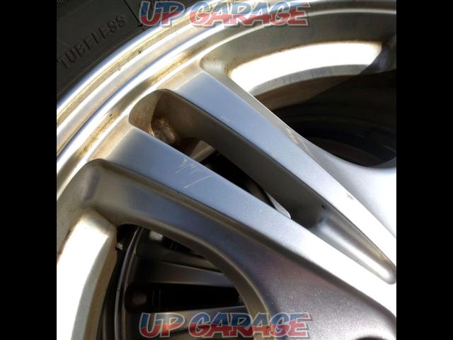 DUNLOP (Dunlop)
WB
Spoke wheels
+
BRIDGESTONE
BLIZZAK
VRX3-03