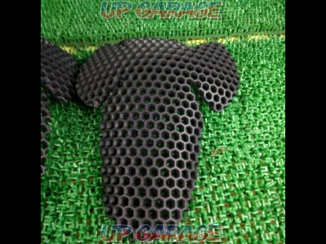 Unknown Manufacturer
Elbow protector-03