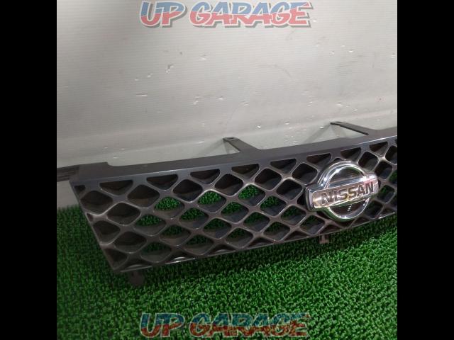 Nissan
T30 / X-TRAIL
Genuine front grille-02