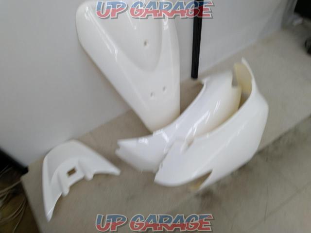 Smart Dio/Smart Dio
Z4 manufacturer unknown
Exterior cowl
4 points
White color genuine shape type-02