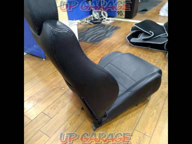 Suzuki genuine
seat+defi
Seat Cover
Passenger seat
[Cappuccino
EA11R
The previous fiscal year]-08