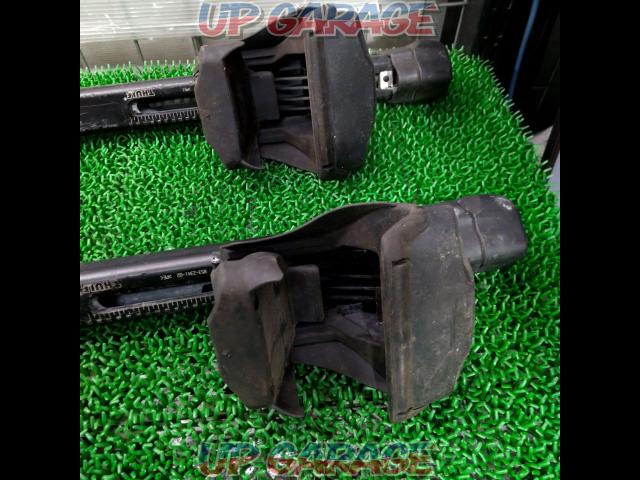 Toyota genuine
THULE
Based carrier-08