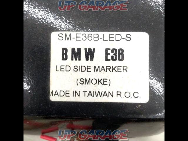 【BMW E36】 メーカー不明 LEDサイドマーカー-02