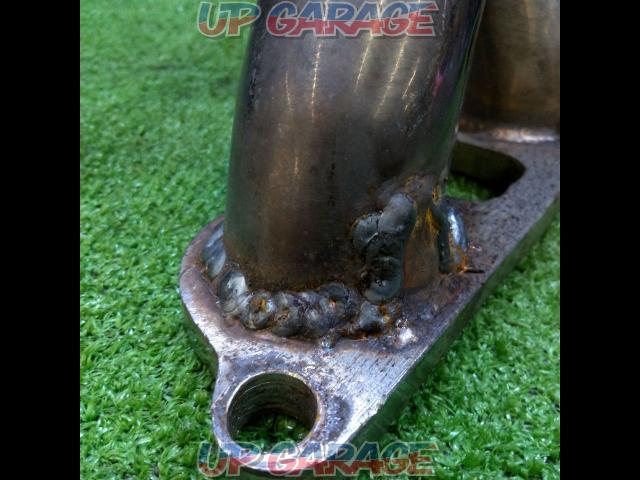 Unknown Manufacturer
Exhaust manifold for turbo-04