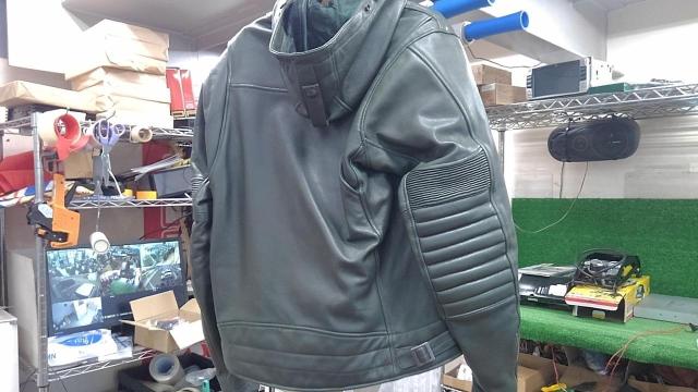 L size KAWASAKIxKADOYA
Kawasaki Kadoya collaboration
Leather jacket-03