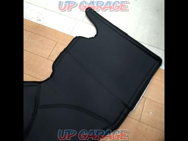 Unknown Manufacturer
Engine cover Hiace 200 series/7 type/Super GL-04