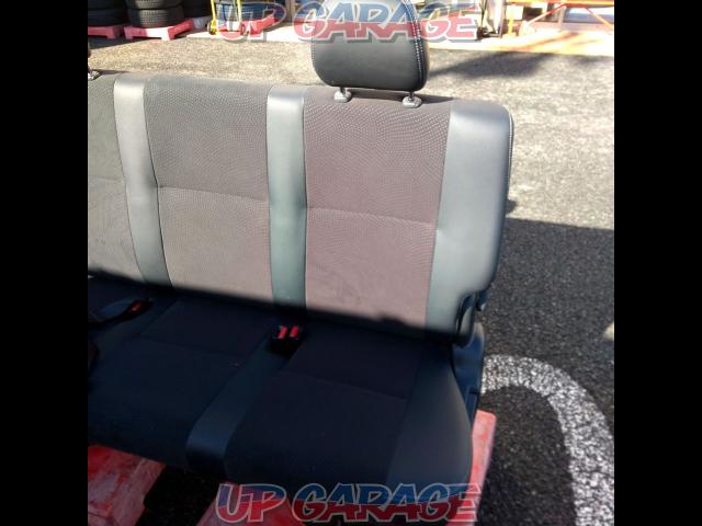 TOYOTA
Hiace 200 series
GL
Dark Prime II original rear seat-02