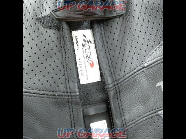 Size: L (EU52)RSTaichi NXL305
GP-WRX
R305
Leather suits-05