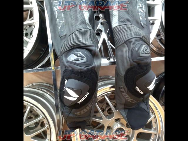Size: L (EU52)RSTaichi NXL305
GP-WRX
R305
Leather suits-07
