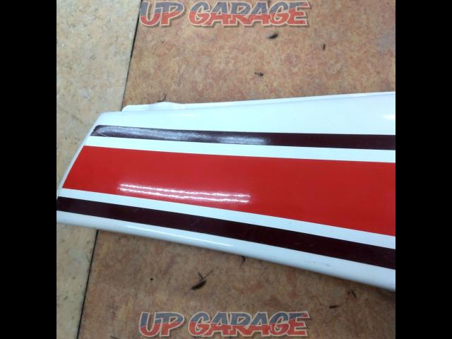 [RZ250R] YAMAHA genuine
Side cover
Right only-03