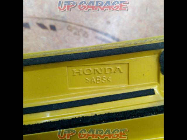 GD3
Fit HONDA genuine rear spoiler
yellow-10