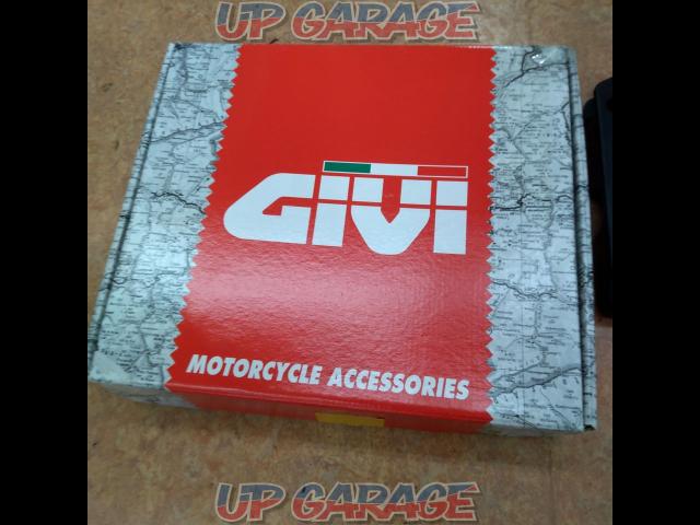 GIVI
E360N
MONOKEY/Top side case
+
E250 base-07