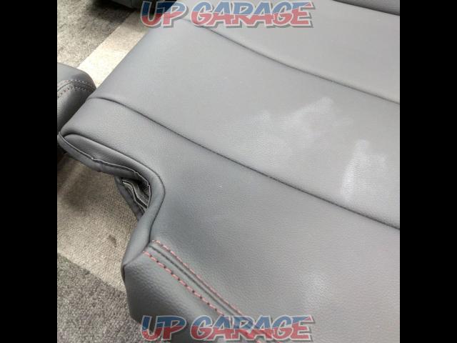 150 series Land Cruiser Prado Clazzio
x
Autobacs
ELEVEN
/Seat Cover-03