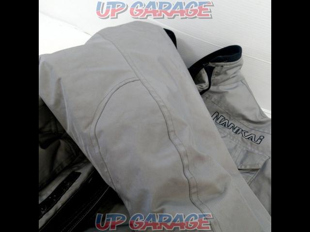 Size: LL
NANKAI (Nankai Parts)
Nylon jacket
Gray
001-2A7-05