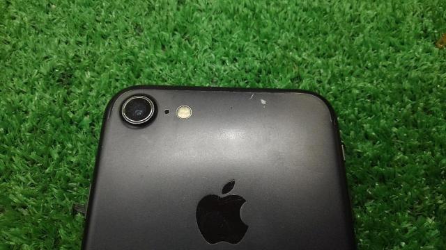 apple iphone7 ブラック-03
