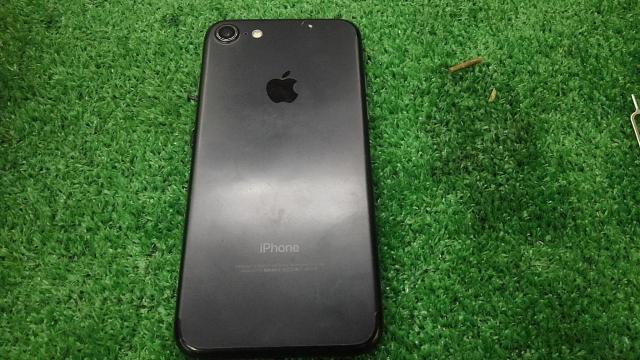 apple iphone7 ブラック-04