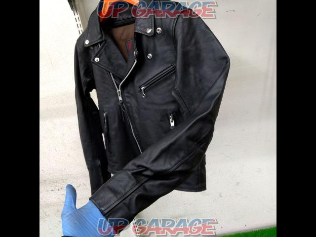 DAYTONADL003
LETHER
JAC
Leather jacket
Genuine leather 17813 size M-03