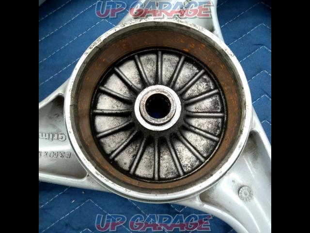 aprilia genuine 13 inch
Rear wheel
SR50-09