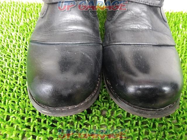 BUNKER
Leather boots
Size:26.5-27.0cm-02