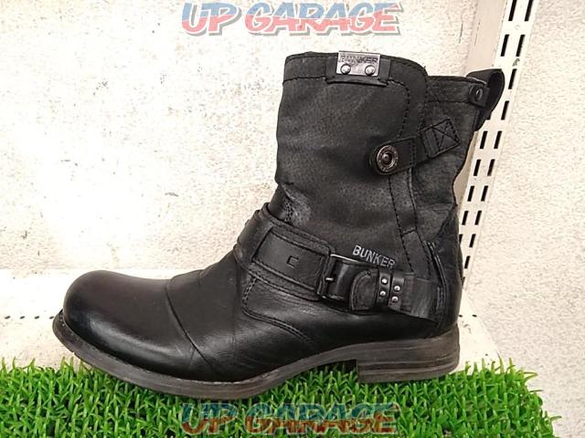 BUNKER
Leather boots
Size:26.5-27.0cm-08