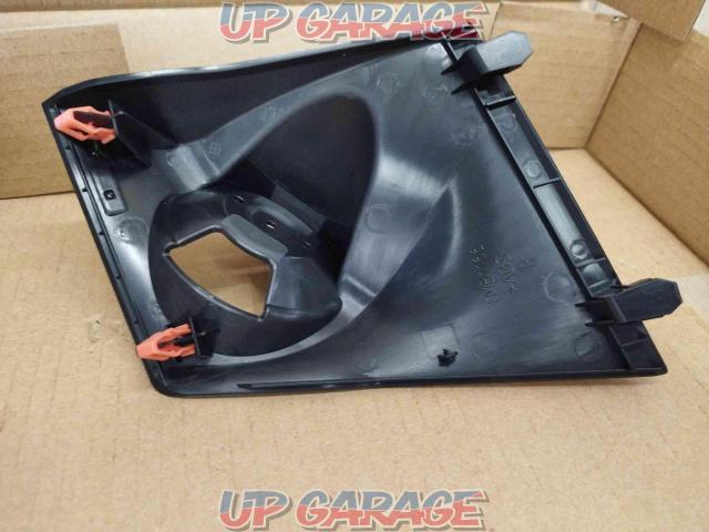 carrozzeria
Tweeter mounting kit
Product number: UD-K305-07