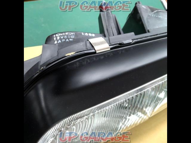 Nissan
Skyline GT-R genuine headlight
Late projector
Unused
Right and left-07