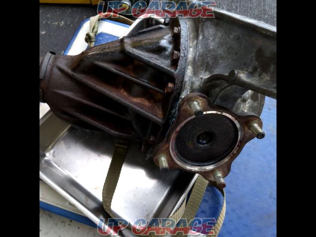 MAZDA
Eunos Roadster genuine differential case + open differential-06