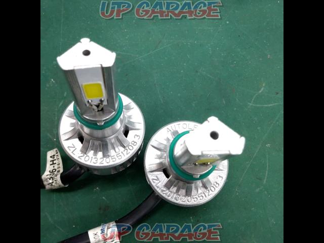 Unknown Manufacturer
LED bulb
H4
Two-02