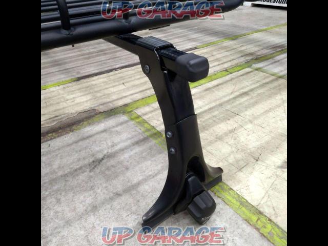 TERZO
Roof rack
+
INNO
System carrier for gutters car-04