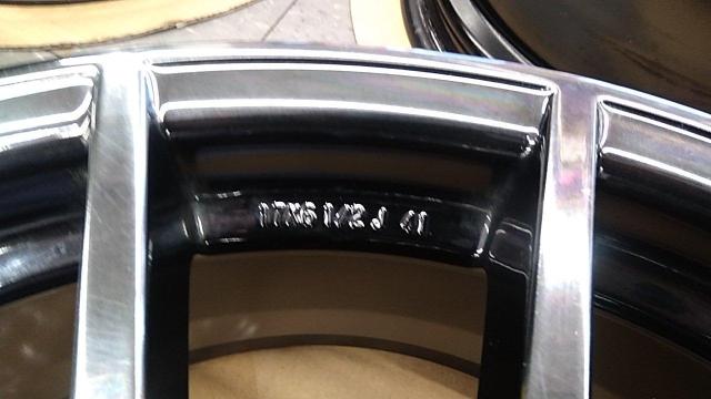 Toyota genuine
Aqua G’s (NHP10) genuine optional sputtering wheel-07