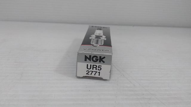 Mekemon Wagon
NGK
Spark plug
UR5(2771)-02