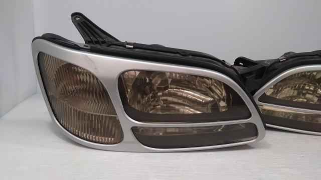 Subaru genuine
BE/BH Legacy early genuine headlight-02