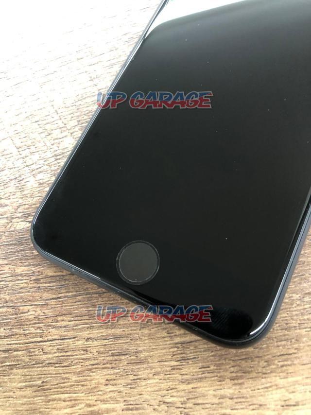 Apple iPhone SE第二世代 64GB ブラック-05
