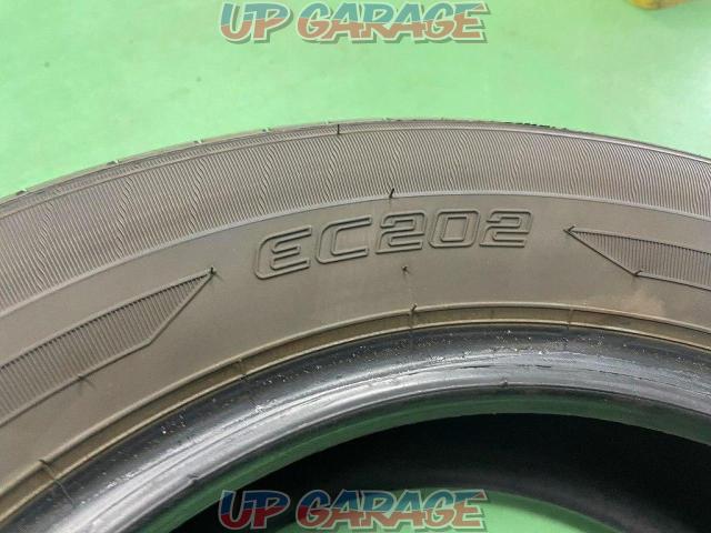 DUNLOPENASAVE
EC202
185 / 70R14
Made in 2023
Only one-05