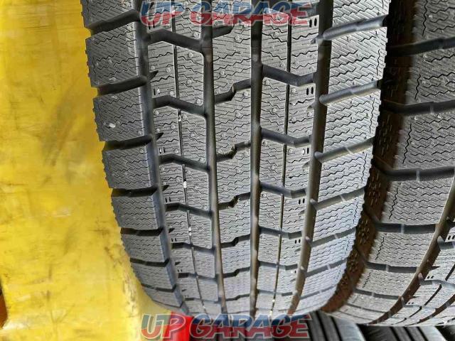 GOODYEAR
ICE
NAVI
7
185 / 70R14
Made in 2023
Four-08